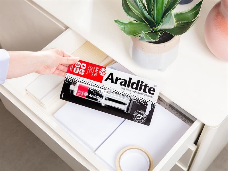 Araldite Rapid Epoxy Syringe 24ml Araldite� - RockBottom Northampton 