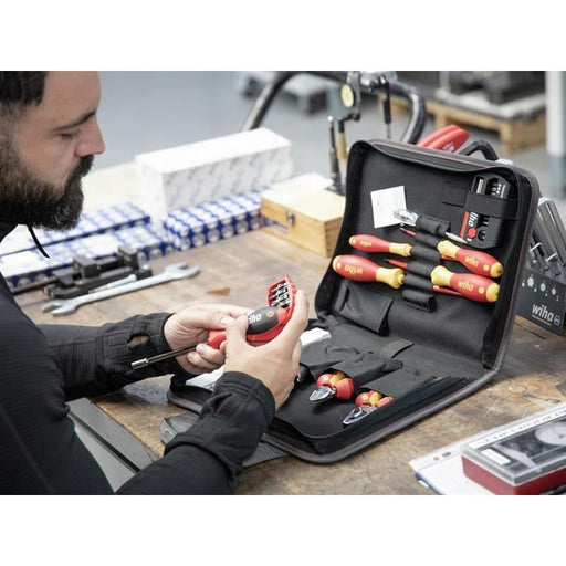 Wiha electrician Tool Set, 32 Piece Wiha - RockBottom Northampton
