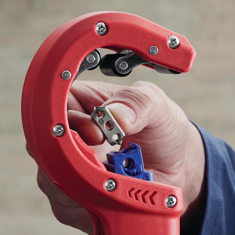 Draper 26078 KNIPEX 90 23 01 BK DP50 Pipe Cutter for Plastic Drain Pipes, 165mm