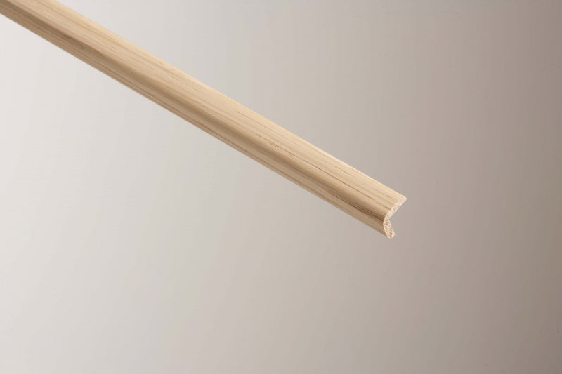 Cheshire Mouldings Cushion Corner Oak 18 x 18mm