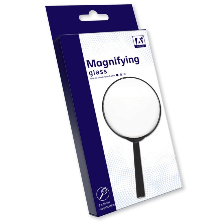 I G Design Magnifying Glass