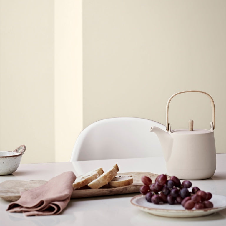 Crown Easyclean Kitchen Matt 2.5L Almond Cream