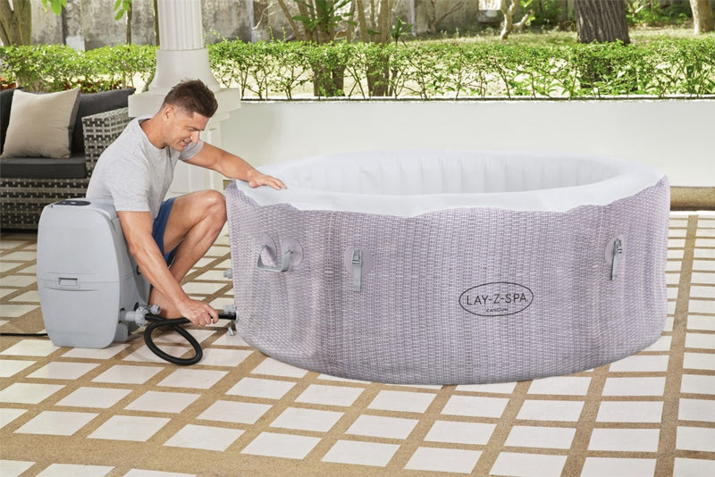 Lay-Z-Spa Cancun Airjet 71 x 26"