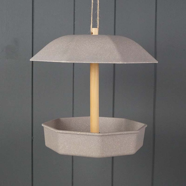 Earthy Sustainable Mealworm Feeder Straw