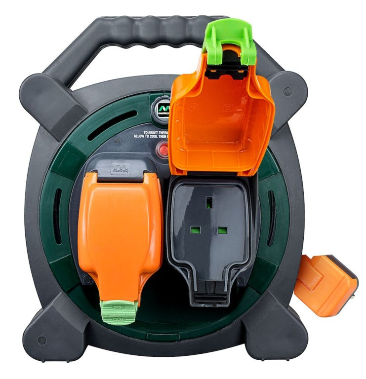 Masterplug Cable Reel 2 Gang 20m / IP54/ 240v