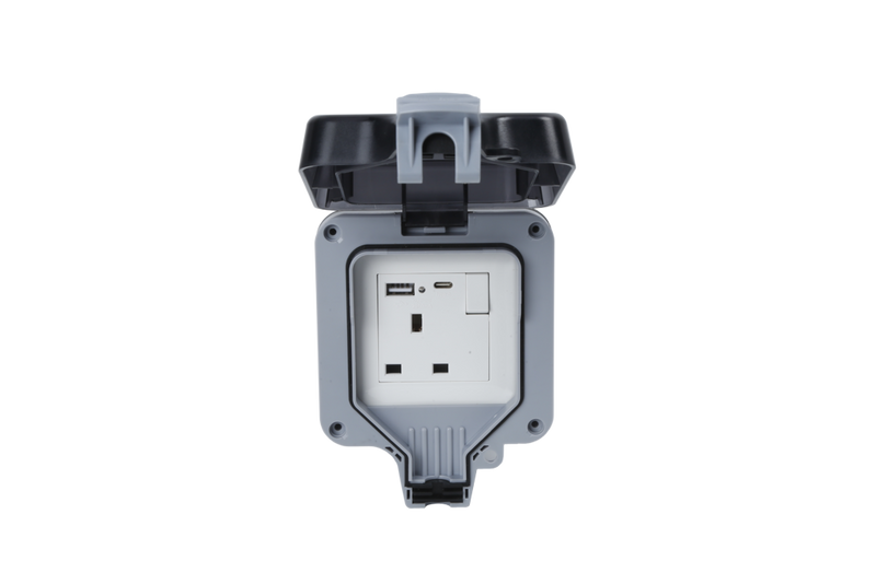 Securlec Single Outdoor Weatherproof Switched 1 Gang Socket With USB-A & USB-C IP66