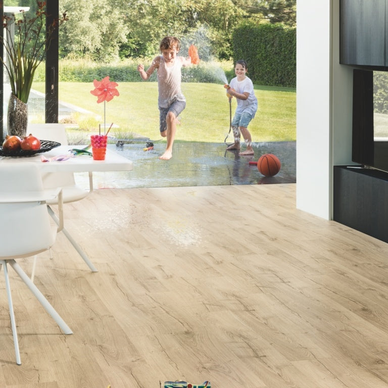 Quickstep Classic Oak Beige Laminate Floor 1.835m2