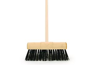 Charles Bentley 13" Heavy Duty Saddleback PVC Yard Broom with Handle