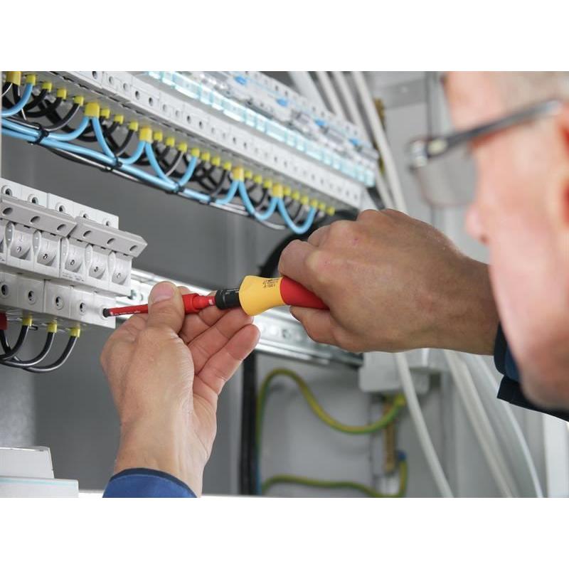 Wiha TorqueVario®-S electric Screwdriver Set, 14 Piece Wiha - RockBottom Northampton