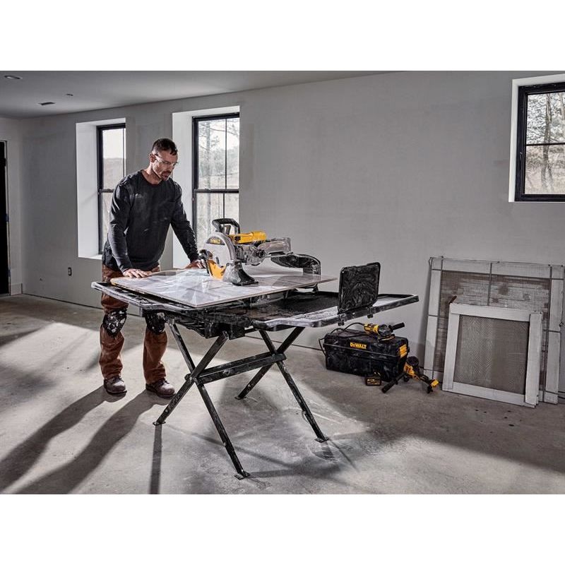 Dewalt Power Tools D36000 Wet Tile Saw 1600W 240V DeWALT Power Tools - RockBottom Northampton