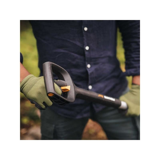 Fiskars Xact™ Telescopic Pointed Spade Fiskars - RockBottom Northampton