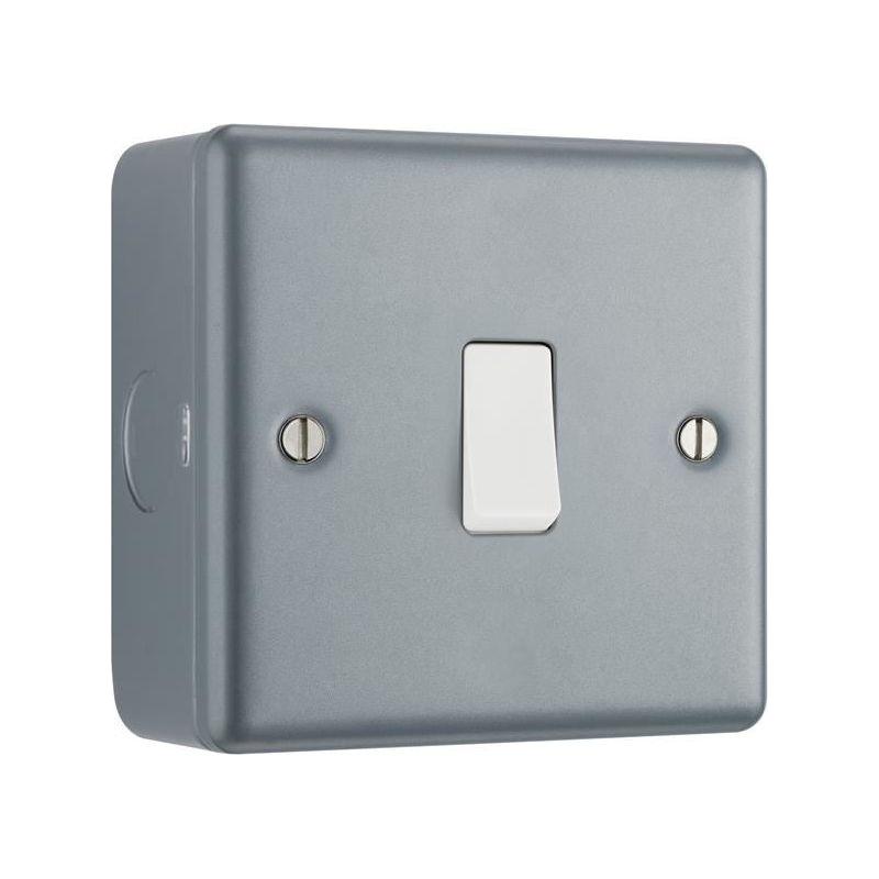 Masterplug Metal Clad 1-Gang 2-Way Light Switch Masterplug - RockBottom Northampton