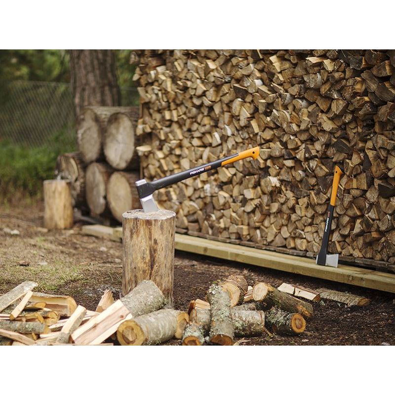 Fiskars XL X25 Splitting Axe 2.4kg (5.2 lb) Fiskars - RockBottom Northampton