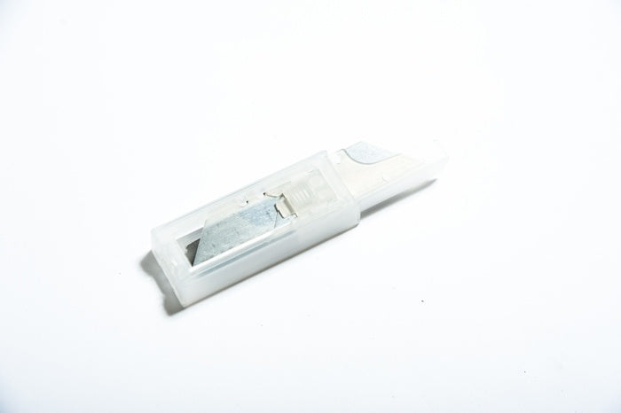 Worldwide Trimming Knife Blades-Card (5 in Dispenser)