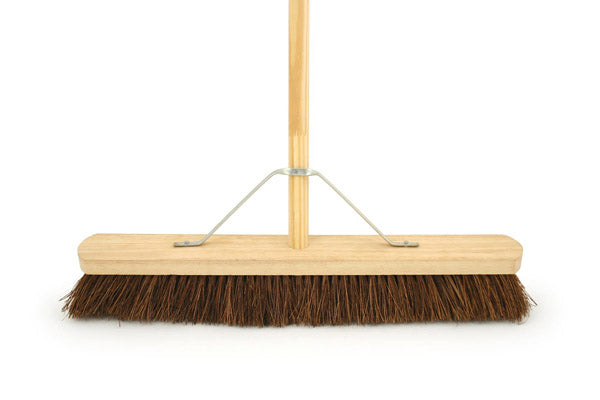 Bentley Stiff Bassine Platform Brush with Handle 24"