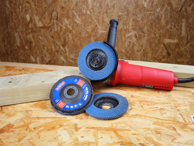 Faithfull Zirconia Abrasive Jumbo Flap Disc 115 x 22mm 80 Grit (3 Pack) Faithfull - RockBottom Northampton