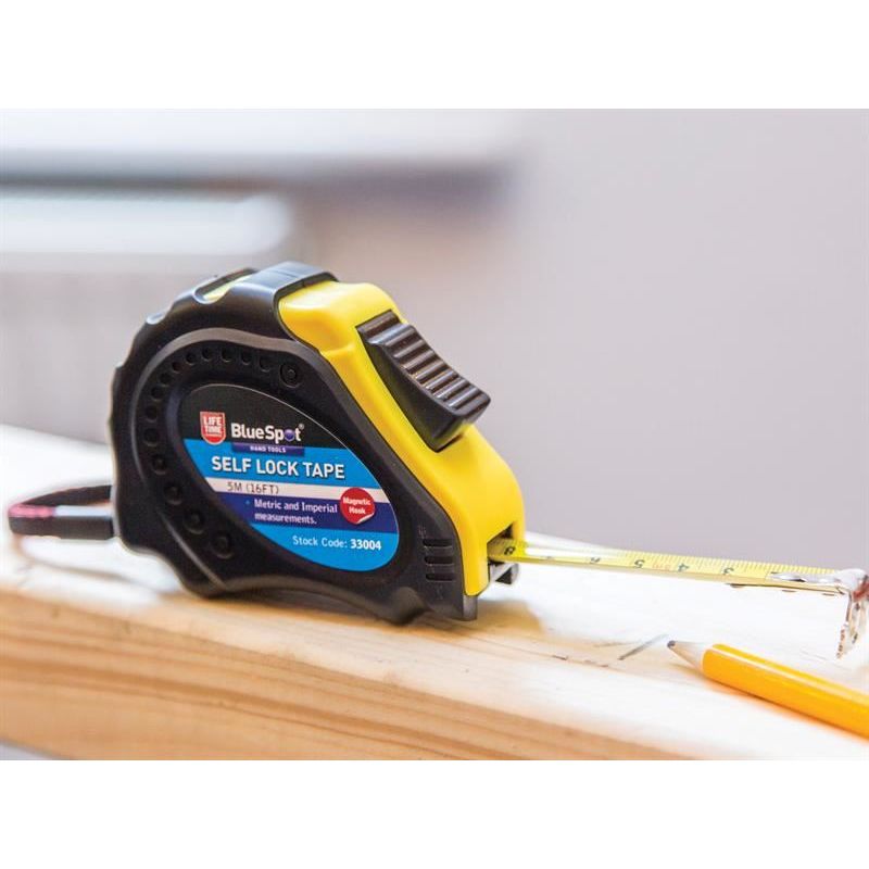 Bluespot Tools Easy Read Magnetic Pocket Tape 5m/16ft (Width 17mm) BlueSpot Tools - RockBottom Northampton