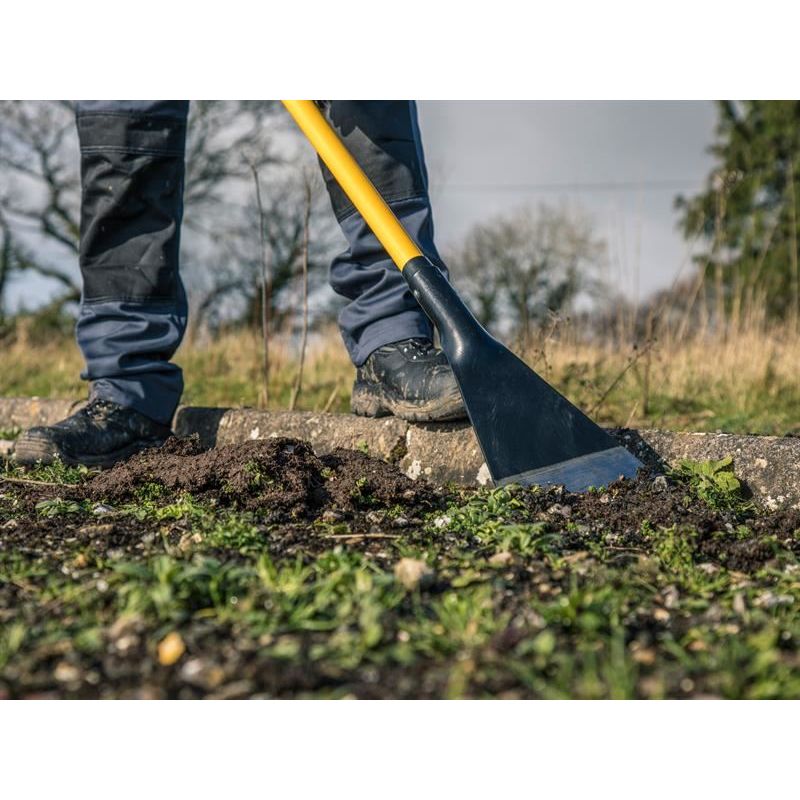 Roughneck THE BIG MUTT PRO Multipurpose Demolition Scraper, Fibreglass Roughneck - RockBottom Nothampton