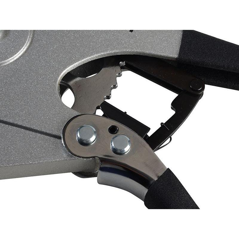 Monument 2647Z Plastic Pipe Cutter 60mm Monument - RockBottom Northampton