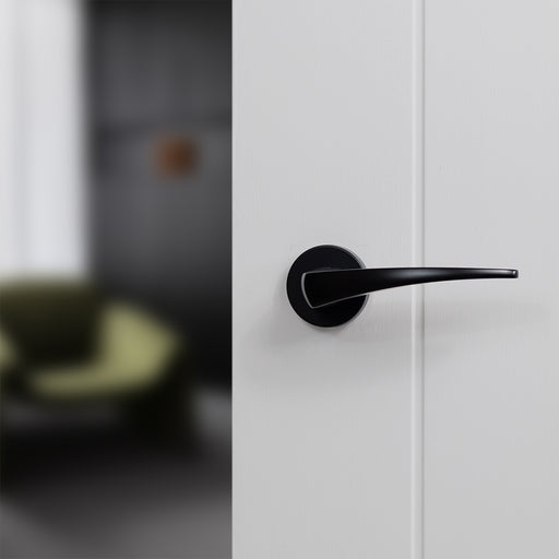 Forme Foglia Lever Door Handle on Minimal Round Rose - Matt Black