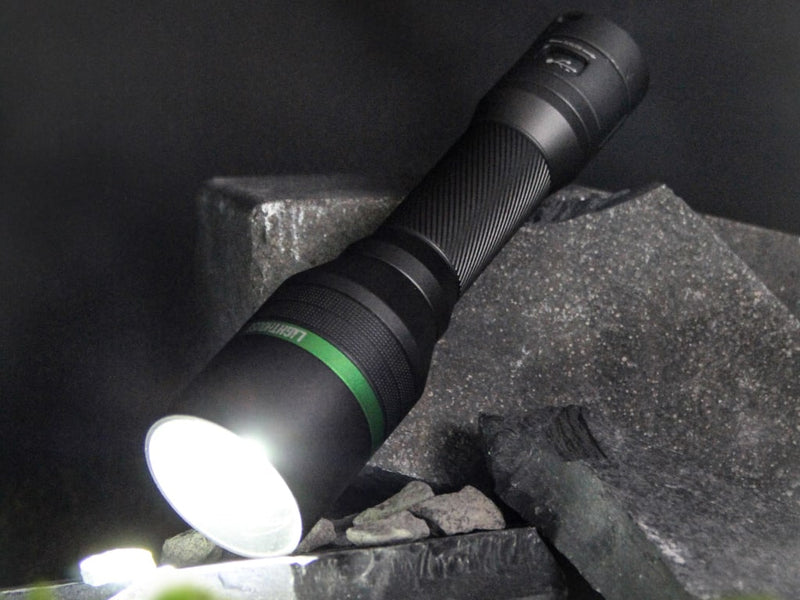 Rechargeable Focus Torch 2000 lumens