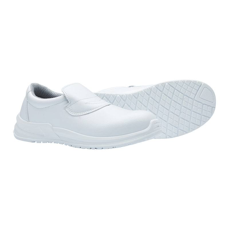 Unbranded White Slip-On Shoe - size 7