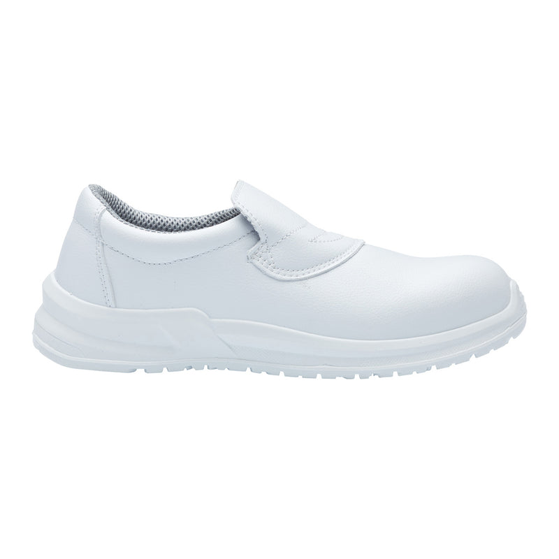 Unbranded White Slip-On Shoe - size 11