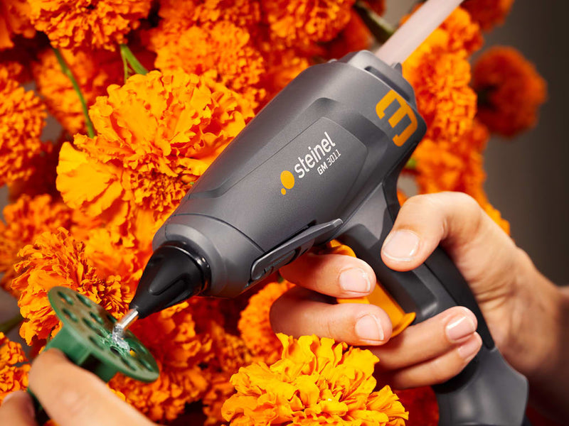 GlueMatic 3011 Hot Glue Applicator