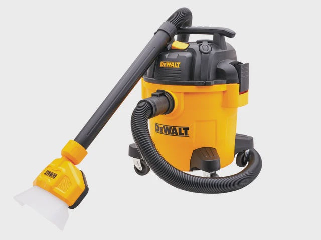 DeWalt Wet & Dry Vacuum With Dust Collector