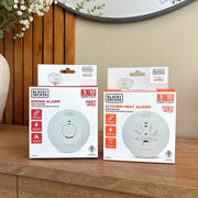 Black + Decker Mains Powered Interlinked Kitchen Heat Alarm. Battery Back Up Included. FAST FIX Base Included.