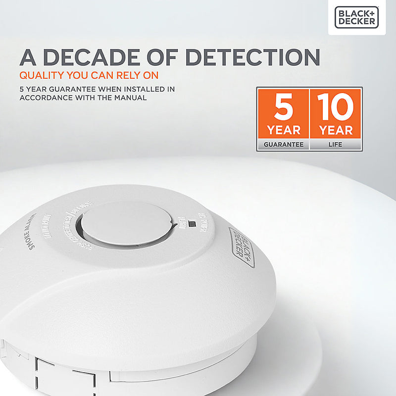 Black + Decker Mains Powered Interlinked Smoke Alarm. Battery Back Up Included. FAST FIX Base Included.