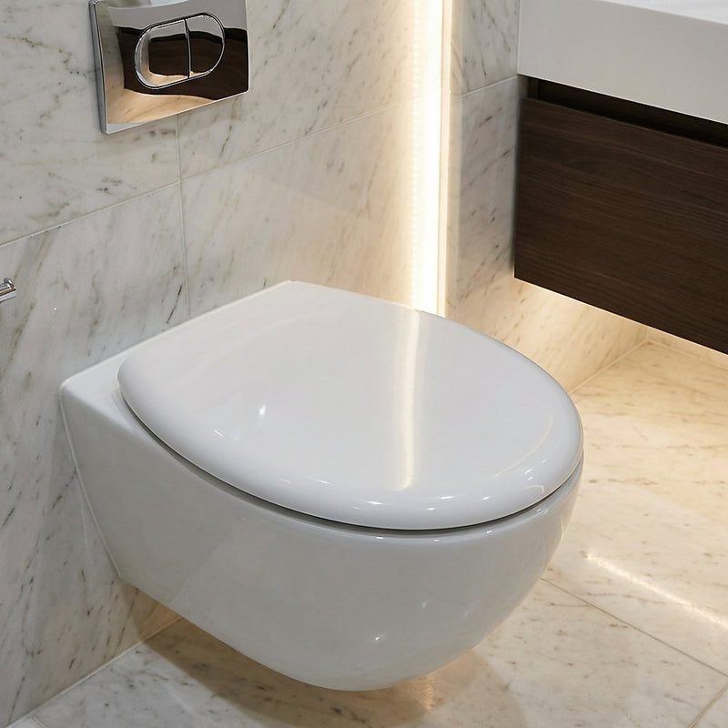 Croydex Canada Plastic Toilet Seat with Adjustable Hinges