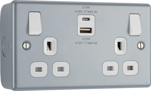 BG Electrical Metal Clad - Double switched single pole, with USB A + C (22W)