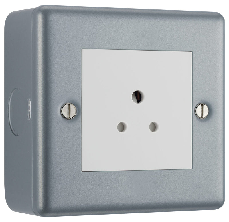 BG Electrical Metal Clad - 2A, single, unswitched, round pin