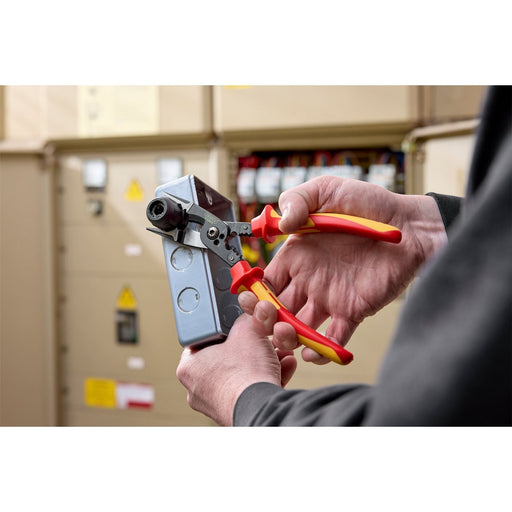 Draper XP1000 VDE 8-in-1 Electricians Pliers, 215mm Draper - Town Tools