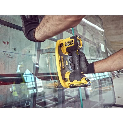 Dewalt Power Tools DCE590N Grabo Suction Lifter 18V Bare Unit DeWALT Power Tools - RockBottom Northampton
