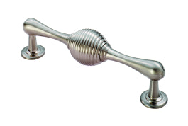 Reeded Handle 128Mm C/C - Satin Nickel 128 ( 151 )