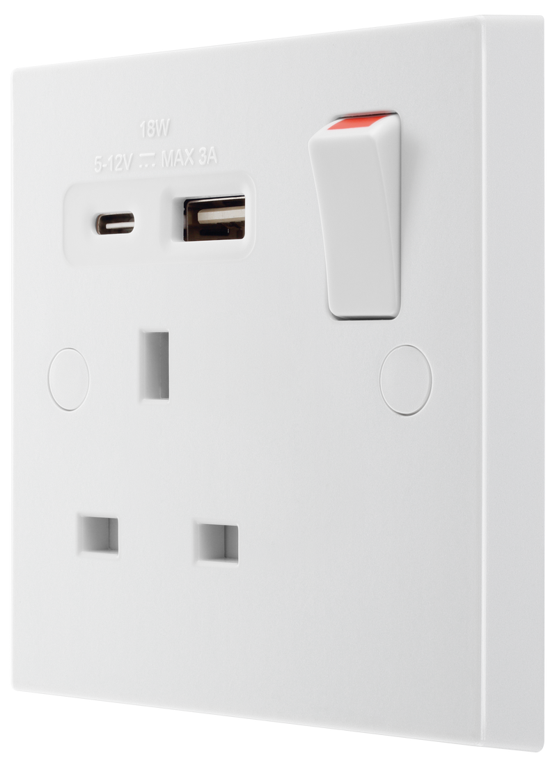 BG Electrical 900 Series - Single, switched, single pole, with 1 x USB A + 1 x USB C