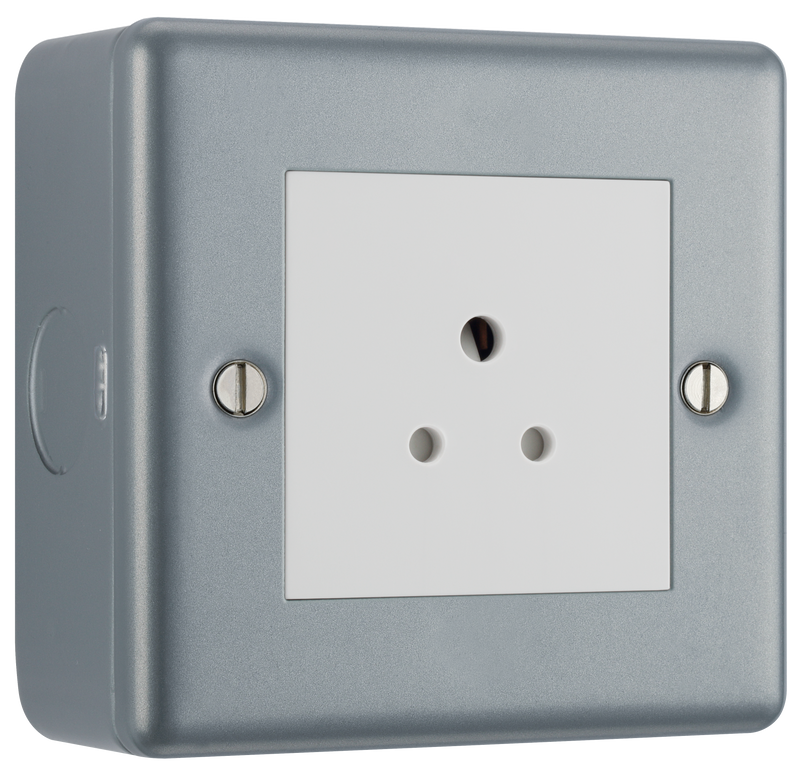 BG Electrical Metal Clad - 2A, single, unswitched, round pin