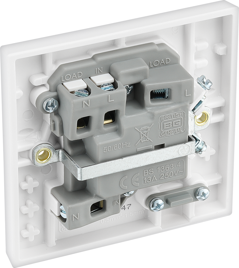 BG Electrical 900 Series - Switched and fused with indicator
