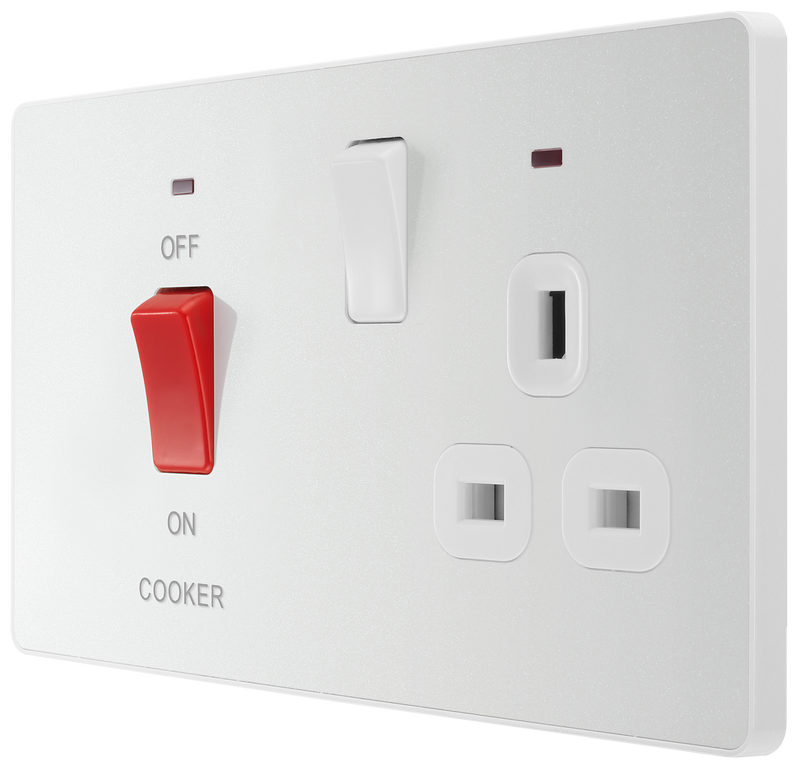 BG Electrical Evolve Pearlescent White - 45A, double pole, with switched socket and indicators
