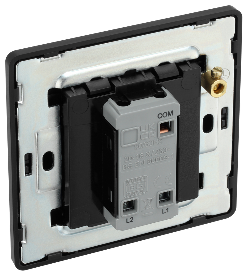 BG Electrical Evolve Black Chrome - Single, 2 way switch, edge rocker