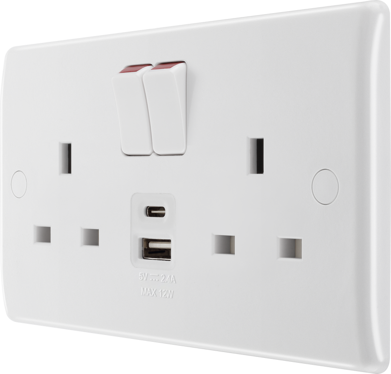 BG Electrical 800 Series - Double switched single pole, with USB A + C (12W)