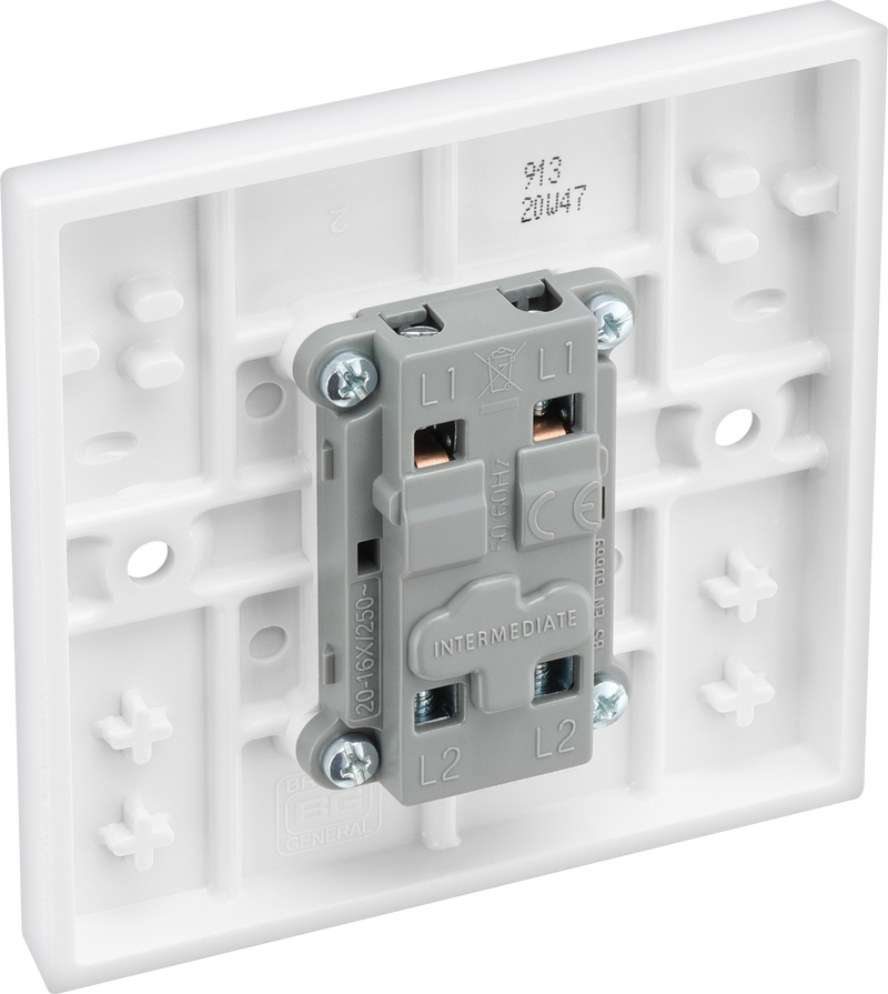 BG Electrical 900 Series - Intermediate switch