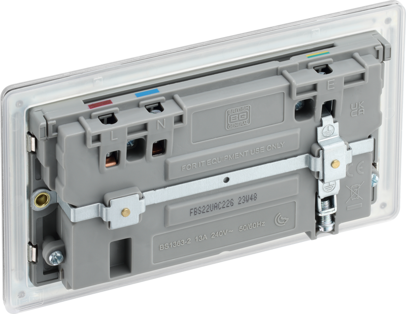 BG Electrical Flatplate Screwless Brushed Steel - Double switched single pole, with USB A + C (22W)