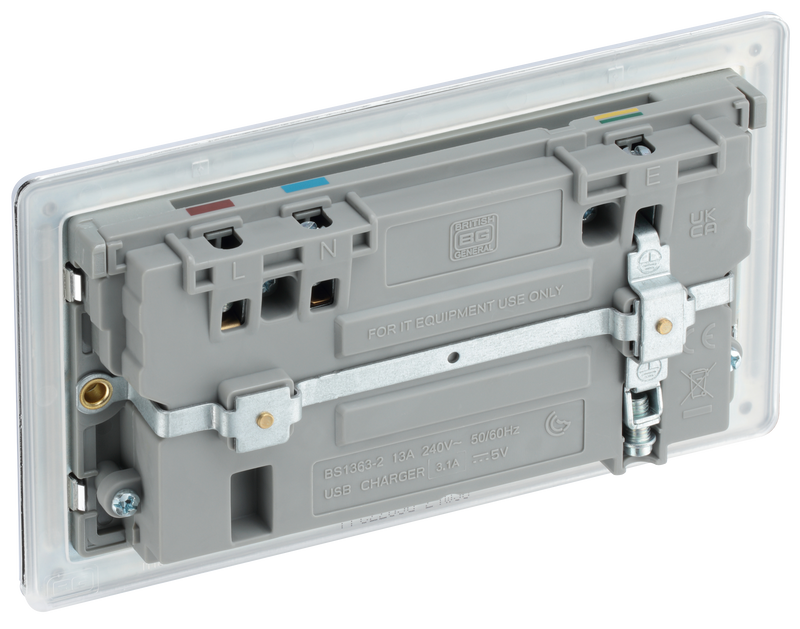 BG Electrical Flatplate Screwless Polished Chrome - Double switched, single pole, with 2 x USB A