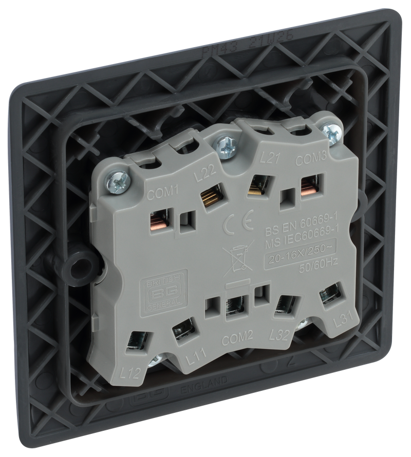 BG Electrical Part M - Triple, 2 way switch