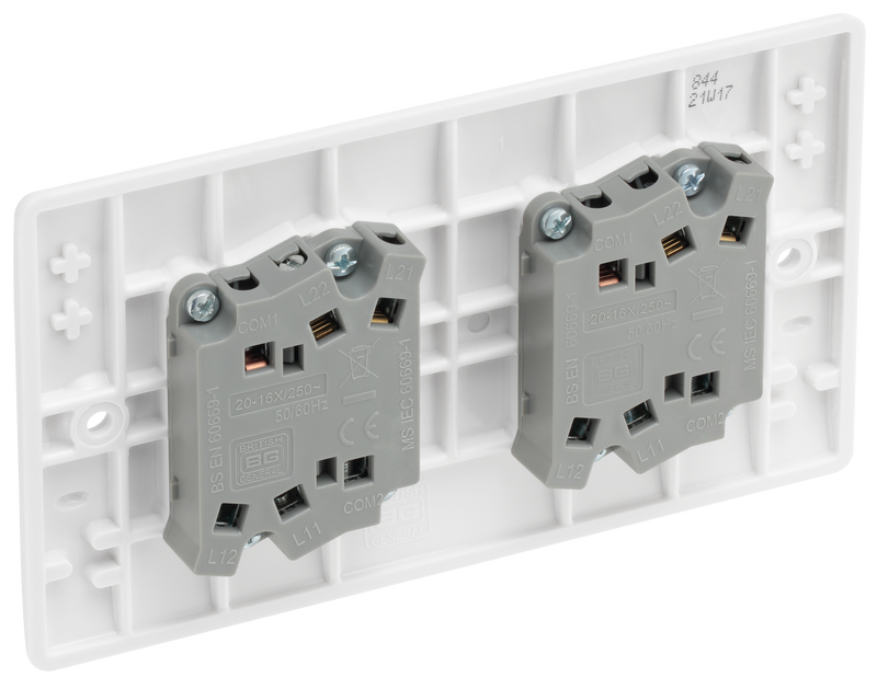 BG Electrical 800 Series - Quadruple, 2 way switch