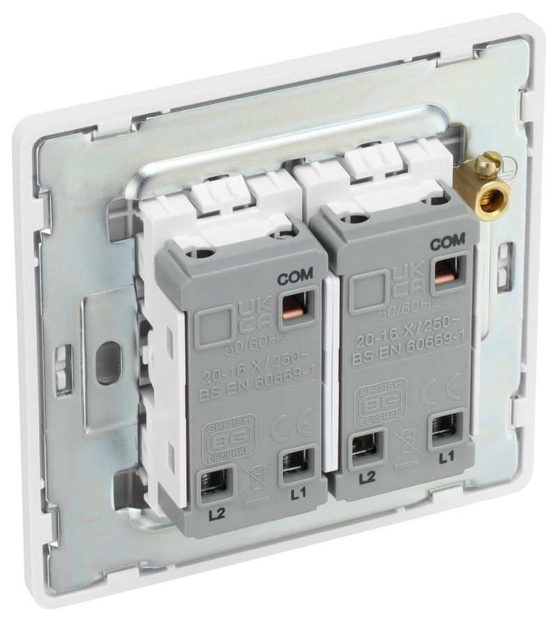 BG Electrical Evolve Brushed Steel - Double, 2 way switch, edge rocker