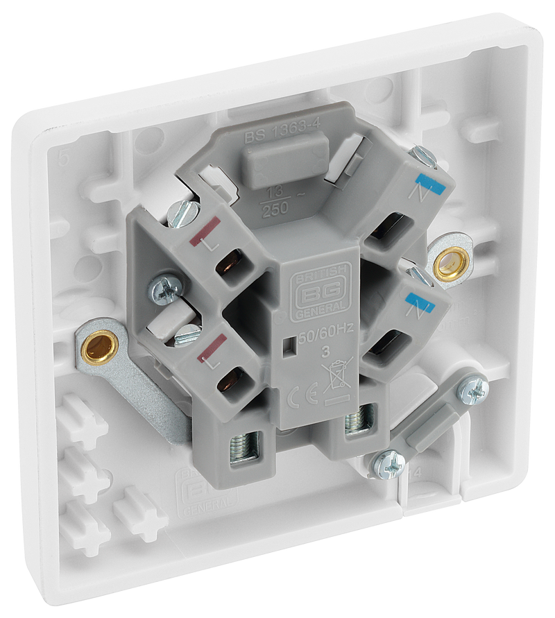 BG Electrical 800 Series - Unswitched and fused with flex outlet